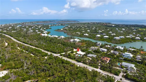 Sanibel, FL 33957,5885 Pine Tree DR