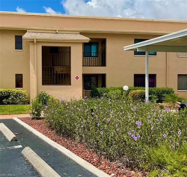 Cape Coral, FL 33904,3708 SE 12th AVE #201