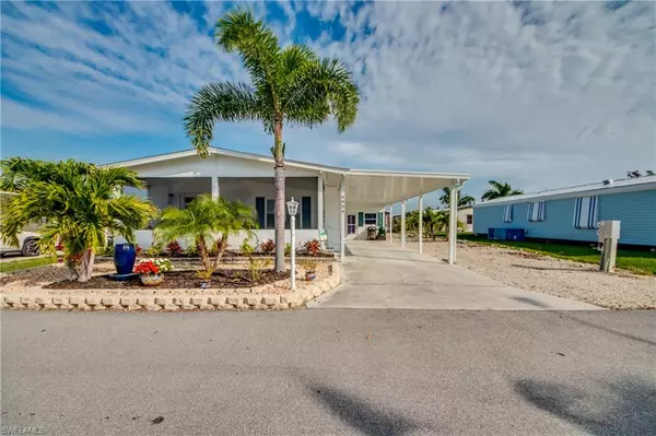 St. James City, FL 33956,4954 Needlefish LN