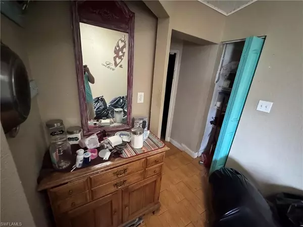 Port Charlotte, FL 33954,17121 Doyle AVE