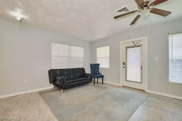 North Fort Myers, FL 33903,1637 Piney RD