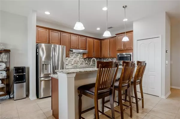 Cape Coral, FL 33991,2828 SW 1st TER