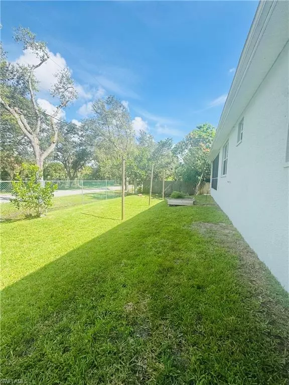 Fort Myers, FL 33908,7930 Sandel Wood CIR W