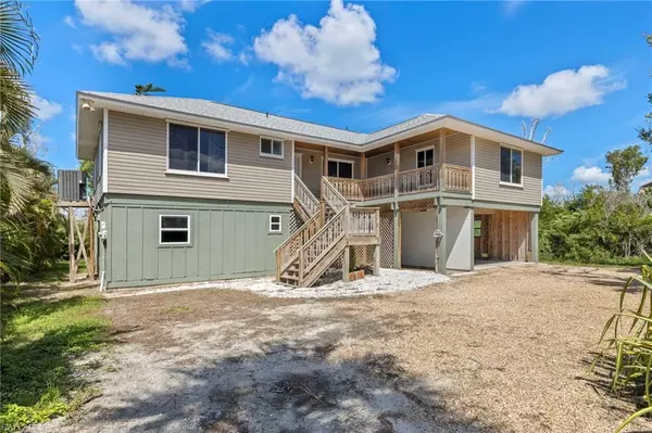 16600 Wisteria DR, Fort Myers, FL 33908