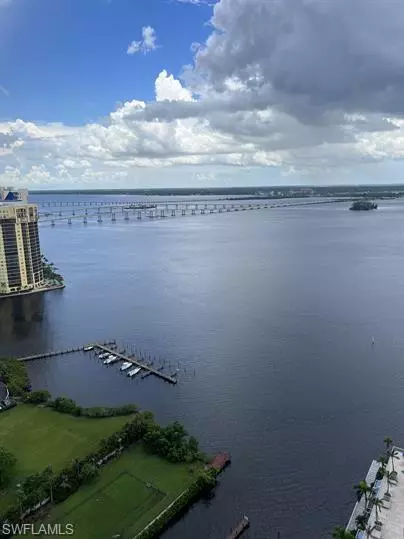 3000 Oasis Grand BLVD, Fort Myers, FL 33916
