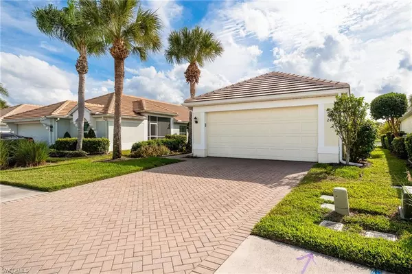 Cape Coral, FL 33991,2476 Belleville CT
