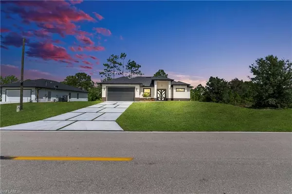 1129 Milwaukee BLVD, Lehigh Acres, FL 33974