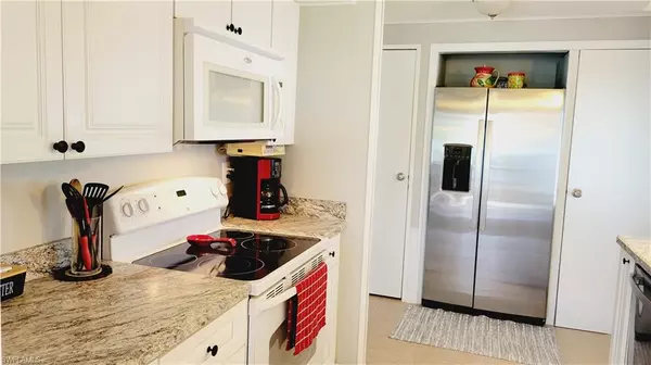 Fort Myers, FL 33905,267 Shoreland DR