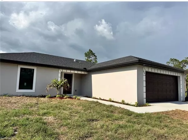3007 53rd ST W, Lehigh Acres, FL 33971