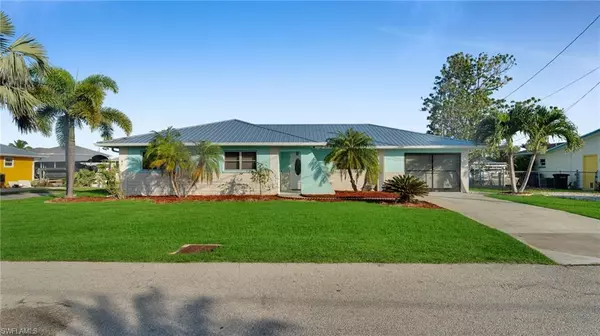 2758 Bruce ST, Matlacha, FL 33993