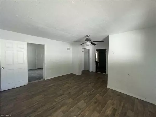 Fort Myers, FL 33916,3138 2nd ST