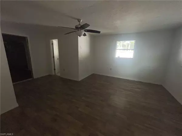 Fort Myers, FL 33916,3138 2nd ST