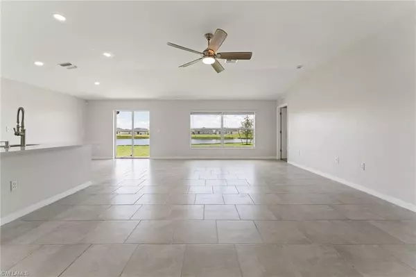 North Fort Myers, FL 33917,4012 Villa Doria CT