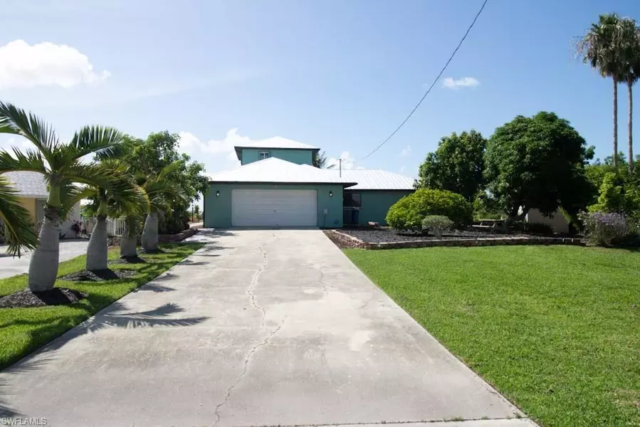 5043 Genesee PKWY, Bokeelia, FL 33922