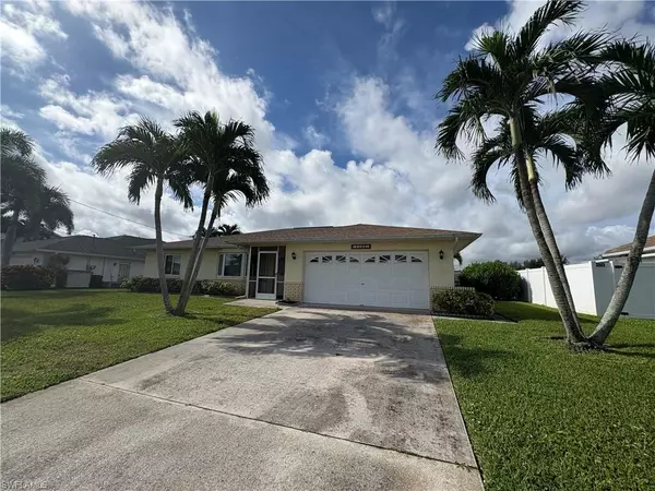 1104 SE 3rd ST, Cape Coral, FL 33990