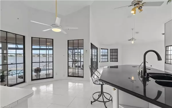 Cape Coral, FL 33991,837 SW 2nd AVE