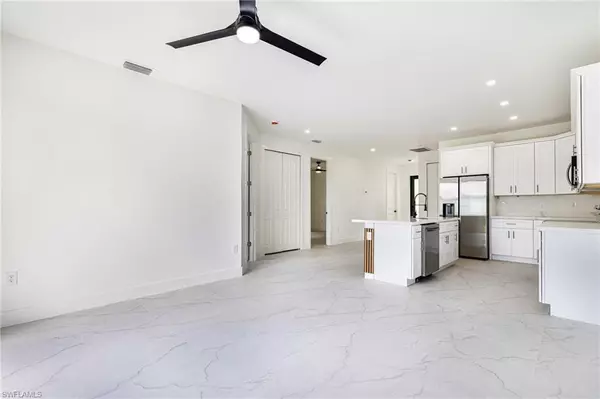 Lehigh Acres, FL 33973,2406 Hightower AVE S