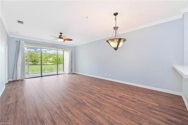 North Fort Myers, FL 33903,3260 Lee Way CT #602