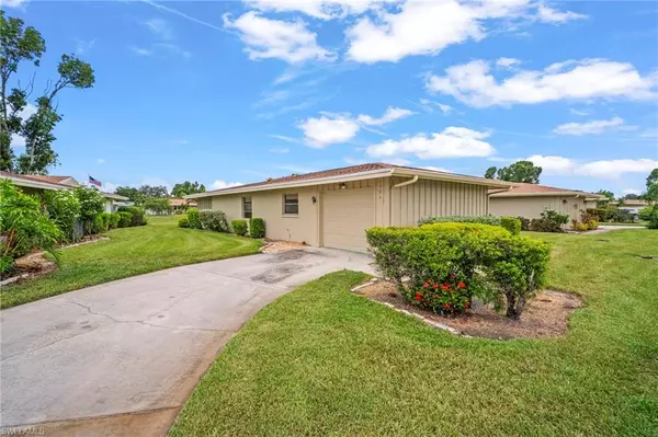 Fort Myers, FL 33919,5586 Pendlewood LN
