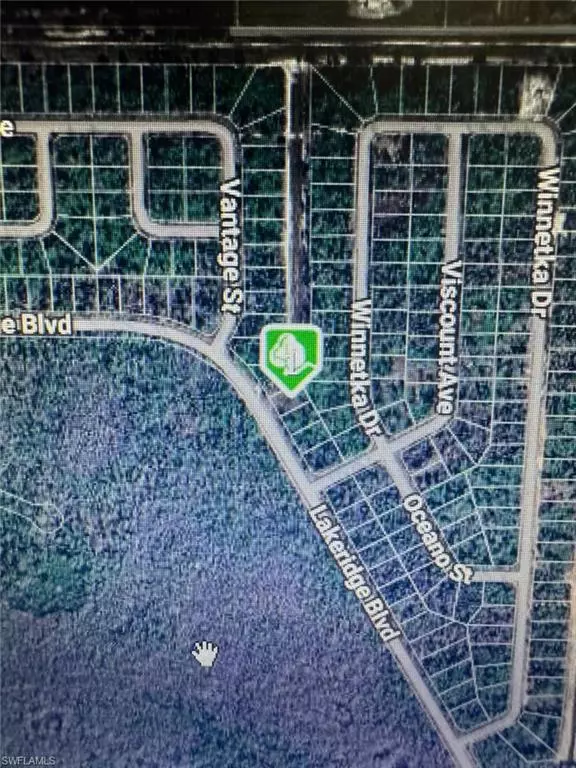 284 Lakeridge BLVD, Lehigh Acres, FL 33972