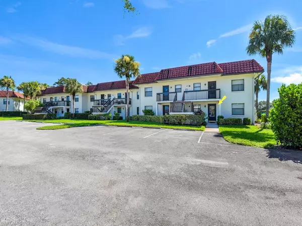 Naples, FL 34116,4278 27TH CT SW #106