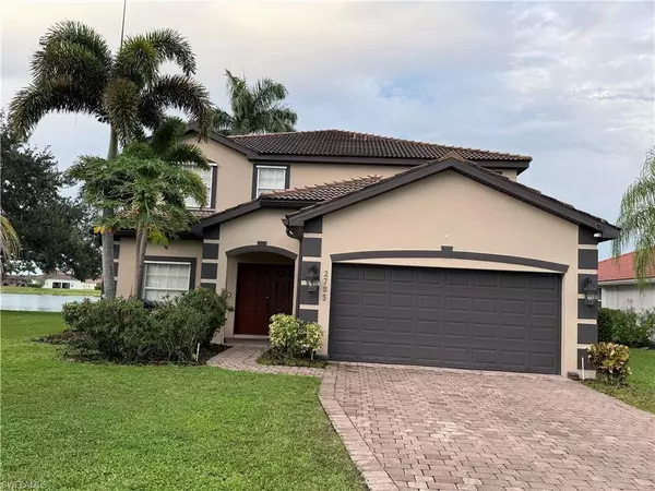 2793 Amberwood CT, Naples, FL 34120