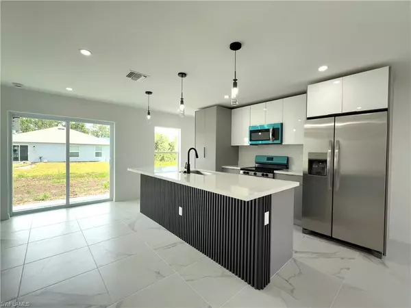 Lehigh Acres, FL 33974,206 Pembroke ST