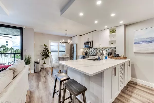 Marco Island, FL 34145,1085 Bald Eagle DR #B307