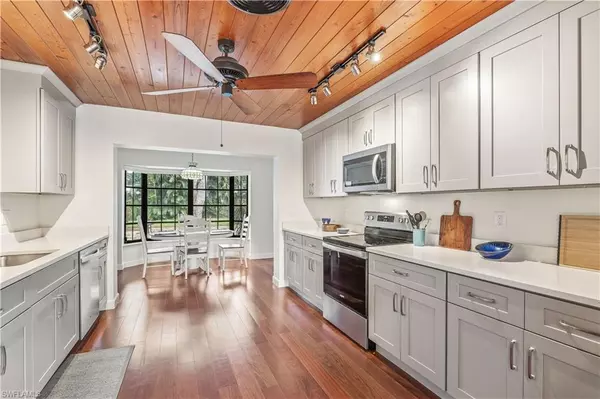 Fort Myers, FL 33901,3209 W Riverside DR