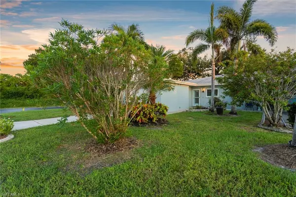 Fort Myers, FL 33907,8600 Granada CT