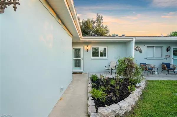 Fort Myers, FL 33907,8600 Granada CT
