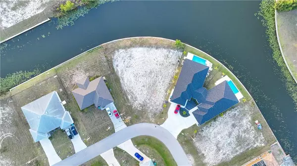 817 SW 8th ST, Cape Coral, FL 33991