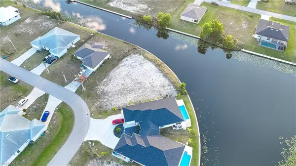 Cape Coral, FL 33991,817 SW 8th ST