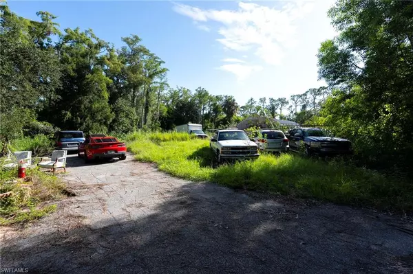 Fort Myers, FL 33967,8177, 8181 & 8089 Cypress DR S