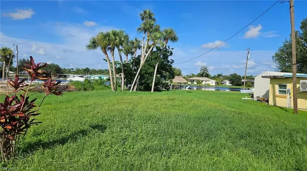 North Fort Myers, FL 33903,1300 Waite DR