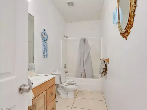 Naples, FL 34116,4639 19th PL SW