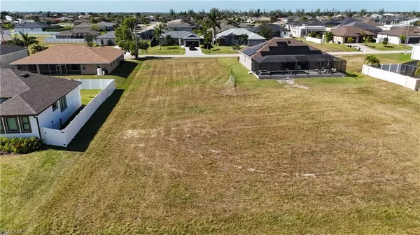 Cape Coral, FL 33991,126 SW 36th PL