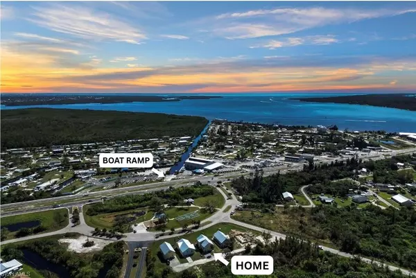 Port Charlotte, FL 33953,4326 Kerrigan CIR