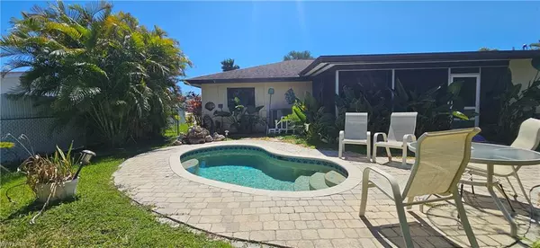 Cape Coral, FL 33914,237 SW 48th TER