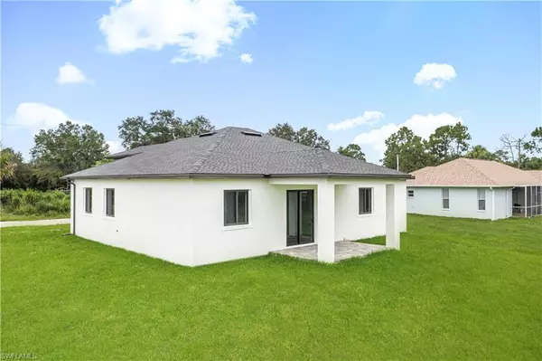 Lehigh Acres, FL 33972,809 Richmond AVE N