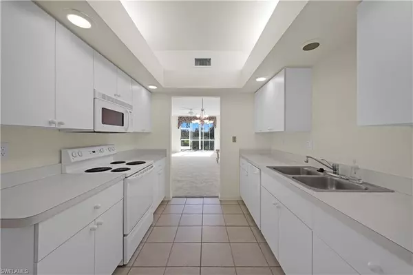 Fort Myers, FL 33919,14211 Patty Berg DR #101