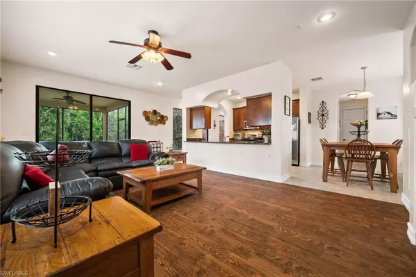 Rotonda West, FL 33947,117 Cable DR