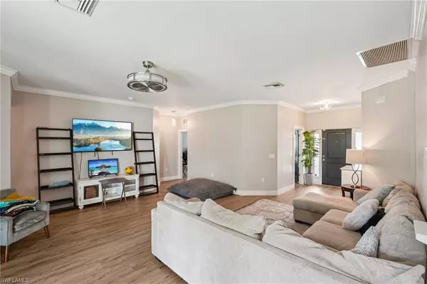 Lehigh Acres, FL 33974,940 Brainard ST E