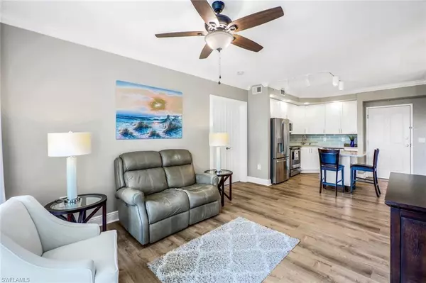 Fort Myers, FL 33916,2825 Palm Beach BLVD #316