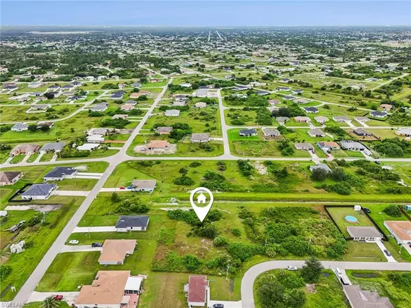 Lehigh Acres, FL 33974,372 Pinafore AVE