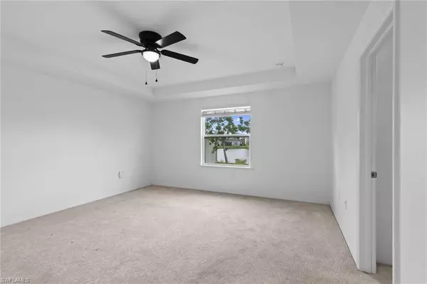 North Fort Myers, FL 33917,8750 Cascade Price CIR
