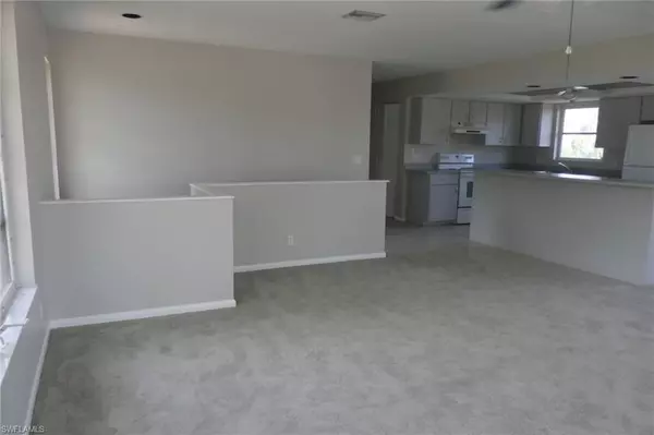 Fort Myers Beach, FL 33931,374 Connecticut ST