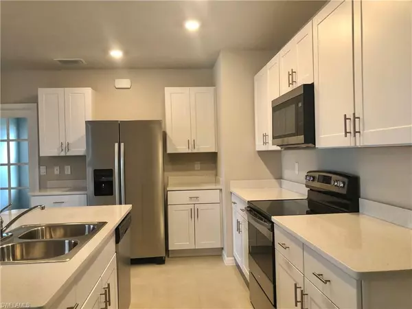 North Fort Myers, FL 33917,18524 Cronin Sand LN
