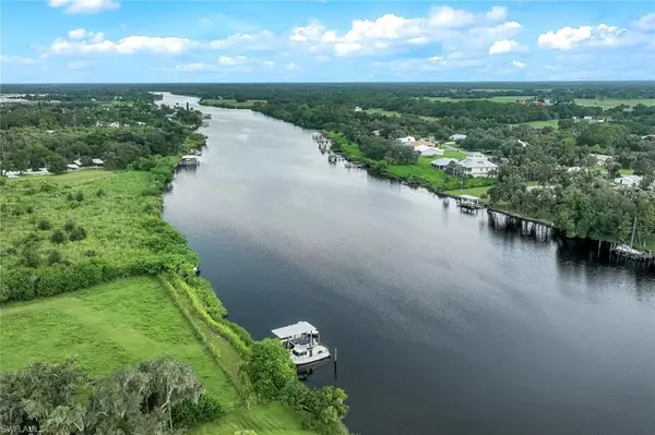 Alva, FL 33920,21211 Palm Beach BLVD