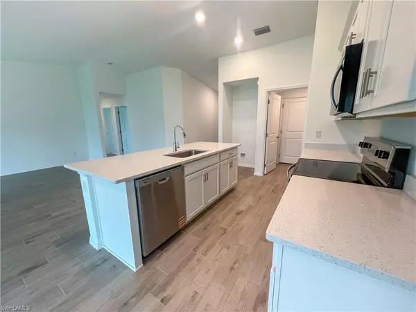 Cape Coral, FL 33991,2127 SW 12th AVE